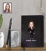 Kişiye Özel Öğretmen Karikatürlü  Siyah Defter Kalem Çakmak Hediye Seti  Bayan-13 (Model 1)