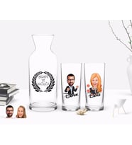 BK Gift Kişiye Özel Renkli Baskılı Erkek ve Kadın Karikatürlü İkili Rakı Bardağı ve Karaf Hediye Seti-9 (Model 1)