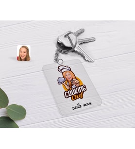 BK Gift Kişiye Özel Kadın Chef Karikatürlü Şeffaf Pleksi Anahtarlık-15 (Beyaz)