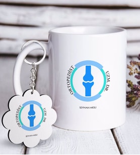 BK Gift Kişiye Özel Mesleki Ortopedist Beyaz Kupa ve Anahtarlık Hediye Seti-2 (Model 1)