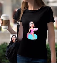BK Gift Kişiye Özel Bayan Doğum Günü Karikatürlü Siyah T-Shirt-1
