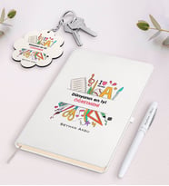 BK Gift Kişiye Özel Dünyanın En İyi Öğretmeni Beyaz Defter Kalem Ve Anahtarlık Hediye Seti-13 (Model 1)