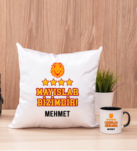 Mayıslar Bizimdir Taraftar Kare Yastık ve Siyah Kupa Bardak