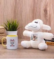 Doğum Günü Hediyesi Sarı Kupa Bardak ve Peluş Koyun
