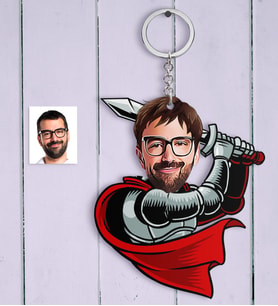 BK Gift Kişiye Özel Şövalye Karikatürlü Ahşap Anahtarlık - 1 (Çok Renkli)