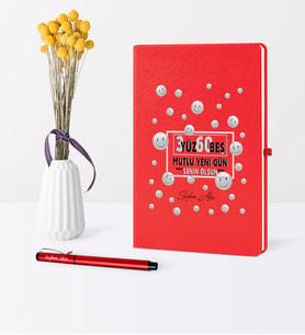BK Gift Kişiye Özel 365 Mutlu Yeni Gün Temalı Kırmızı Defter Kalem Seti - 1