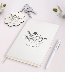BK Gift Kişiye Özel Edebiyat Öğretmeni Beyaz Defter Kalem Ve Anahtarlık Hediye Seti-1 (Model 1)