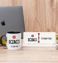 Eczacı Siyah Kupa Bardak Ve Masa İsimliği Hediye Seti