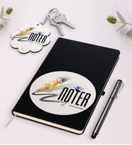 BK Gift Kişiye Özel Noter Siyah Defter Kalem Ve Anahtarlık Hediye Seti (Model 1)