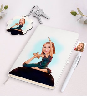 BK Gift Kişiye Özel Kadın Yogacı Karikatürlü Beyaz Defter Kalem ve Anahtarlık Hediye Seti-2 (Model 1)