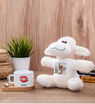 Dudak Tasarım Fincan ve Peluş Koyun