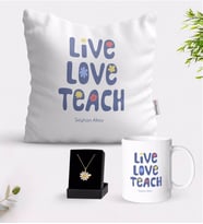 BK Gift Kişiye Özel Yaşa Sev Öğret Beyaz Kupa Yastık ve İsimli Papatya Kolye Hediye Seti-1 (Model 1)