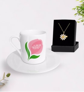 BK Gift Kişiye Özel En İyi Öğretmen Türk Kahvesi Fincanı ve İsimli Papatya Kolye Hediye Seti-14 (Model 1)