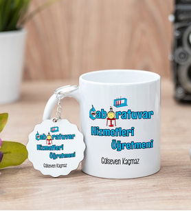 Laboratuvar Hizmetleri Öğretmeni Beyaz Kupa Bardak Ve Anahtarlık Set