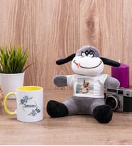 İsme Özel Çiçek Desenli Sarı Kupa Bardak ve Peluş Eşek
