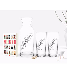 BK Gift Kişiye Özel Renkli Baskılı İsimli İkili Rakı Bardağı Karaf ve Cep Kitabı Hediye Seti-102 (Model 1)