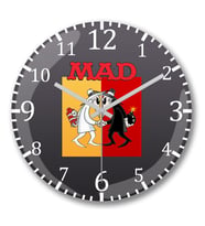 Mad Spy vs Spy Duvar Saati Bombeli Gercek Cam