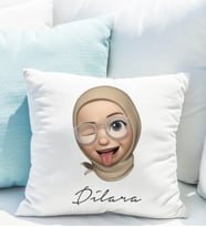 Emoji Kız Tesettürlü Stiker Yastığı Kişiye Özel