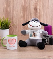 Sevgiliye Hediye Kalpli Yeşil Kupa Bardak ve Peluş Eşek