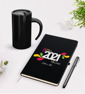 BK Gift Kişiye Özel 2024 Bu Yılda Hep Gülümse Temalı Siyah Defter Kalem Termos Mug Seti