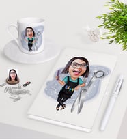 BK Gift Kişiye Özel Bayan Kuaför Karikatürlü Beyaz Defter Kalem Türk Kahvesi Fincanı Seti-1 (Model 1)