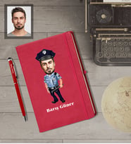 Kişiye Özel Polis Karikatürlü  Kırmızı Defter Kalem Hediye Seti Bay-4