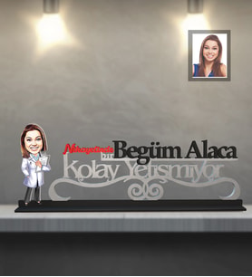 Kişiye Özel Doktor Karikatürlü Kolay Yetişmiyor Ahşap Biblo Bayan-2