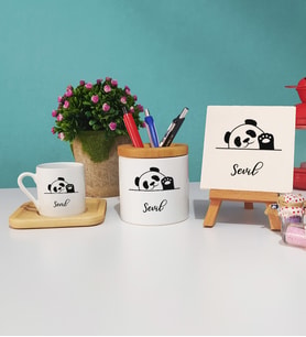 Panda Tasarımlı Kişiye Özel Hediye Panda Ahşap Altlıklı Türk Kahvesi Fincanı Kalemlik Dekoratif Taş Baskı Hediye Seti