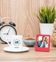 Anaokulu Öğretmeni Türk Kahvesi Fincanı ve Kırmızı Mini Fotoğraf Çerçevesi