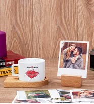 Sevgiliye Hediye Tarihli ve İsimli Fincan ve Ahşap Standlı Polaroid Set