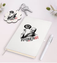 BK Gift Kişiye Özel Psikiyatrist Beyaz Defter Kalem ve Anahtarlık Hediye Seti-5 (Model 1)