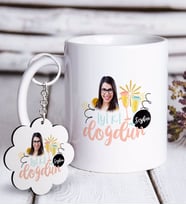 BK Gift Kişiye Özel Fotoğraflı Doğum Günü Beyaz Kupa ve Anahtarlık Hediye Seti-10 (Model 1)