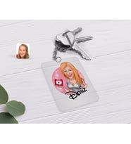 BK Gift Kişiye Özel Kadın Youtuber Karikatürlü Şeffaf Pleksi Anahtarlık-2 (Beyaz)