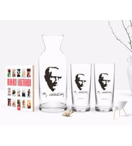 BK Gift Kişiye Özel Renkli Baskılı Atatürk Temalı İkili Rakı Bardağı Karaf ve Cep Kitabı Hediye Seti-23 (Model 1)