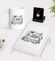 BK Gift Kişiye Özel En İyi Öğretmen Beyaz Kupa Defter Kalem ve İsimli Papatya Kolye Hediye Seti-8 (Model 1)