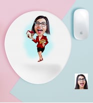 BK Gift Kişiye Özel Bayan Gayrimenkul Danışmanı Karikatürlü Bilek Destekli Mouse Pad-2 (Beyaz)