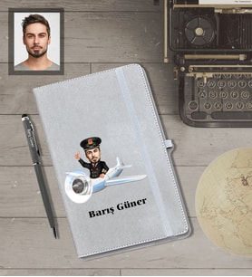 Kişiye Özel Pilot Karikatürlü Gri Defter Kalem Hediye Seti  Bay-4