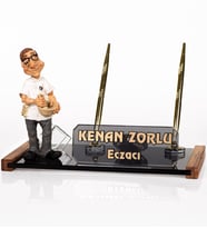 Eczacı Biblolu Masa İsimliği Hediye Kristal Masaüstü İsimlik