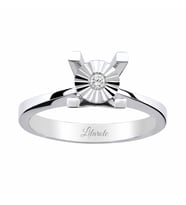 0.03 Ct Tektaş Pırlanta Yüzük