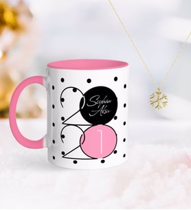 BK Gift Kişiye Özel 2024 Mutlu Yıllar Pembe Kupa ve Kar Tanesi Kolye-15 (Model 1)