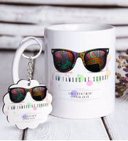 BK Gift Kişiye Özel Okulda Ünlüyüm Beyaz Kupa ve Anahtarlık Hediye Seti-1 (Model 1)