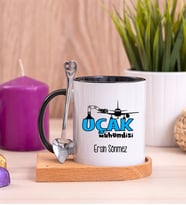 Uçak Mühendisi Ahşap Altlıklı Siyah Kupa Bardak