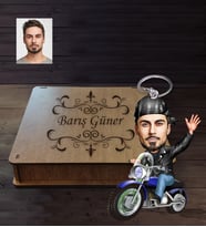 Kişiye Özel Erkek Karikatürlü  Ahşap Anahtarlık Kutulu Model-1