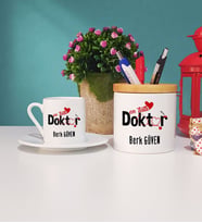 Mesajlı Doktor Hediye Türk Kahvesi Fincanı ve Kalemlik Hediye Seti