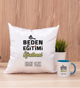 Beden Eğitimi Öğretmeni Kare Yastık ve Mavi Kupa Bardak