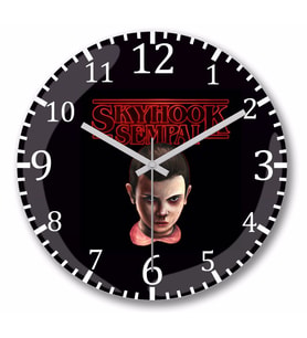 Stranger  Things Stranger Sempai Duvar Saati Bombeli Gercek Cam