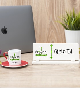 Fitness Eğitmeni Kırmızı Türk Kahvesi Fincanı Ve Masa İsimliği Hediye Seti