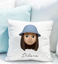 Emoji Kız Stiker Yastığı Kişiye Özel