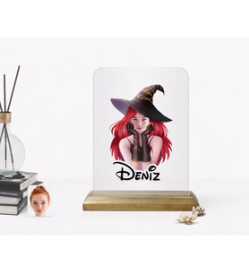 BK Gift Kişiye Özel Cadı Karikatürlü Ahşap Standlı Çerçeve (Beyaz)