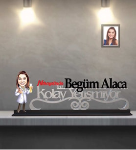 Kişiye Özel Kimyager Karikatürlü Kolay Yetişmiyor Ahşap Biblo  Bayan-1